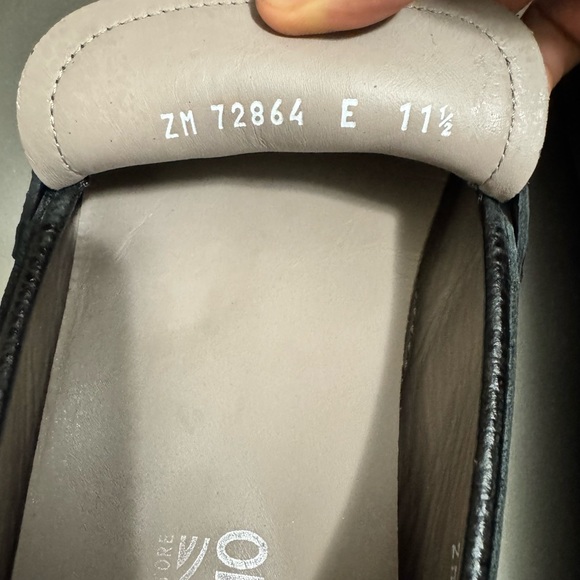 Ferragamo Men's Front 4 Leather Drivers - Picture 10 of 10